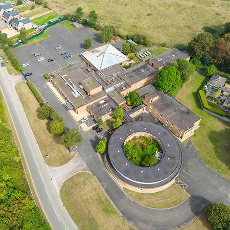 Milestone Peterborough Hotel A1M, Sure Hotel Collection By Best Western Stilton Exterior photo