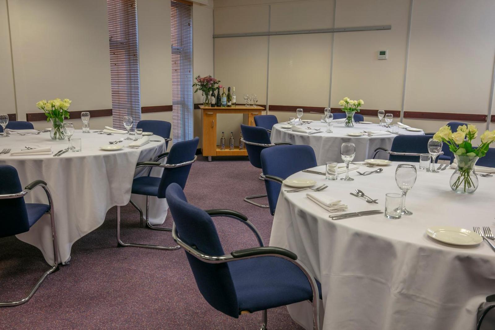 Milestone Peterborough Hotel A1M, Sure Hotel Collection By Best Western Stilton Exterior photo